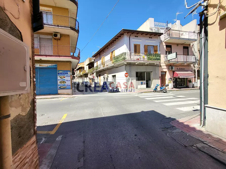 Immagine 34 di Appartamento in vendita  in Via Sparagonà a Santa Teresa Di Riva