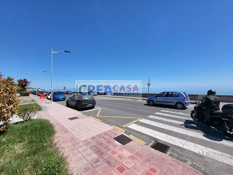 Immagine 42 di Appartamento in vendita  in Via Sparagonà a Santa Teresa Di Riva