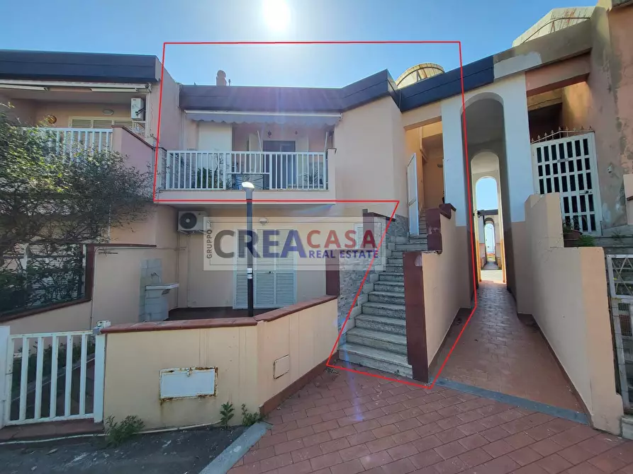 Immagine 8 di Appartamento in vendita  in Via Sebastiano Famulari a Santa Teresa Di Riva