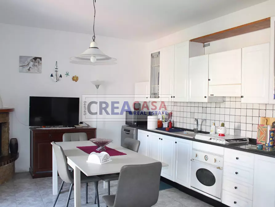 Immagine 13 di Appartamento in vendita  in Via Sebastiano Famulari a Santa Teresa Di Riva