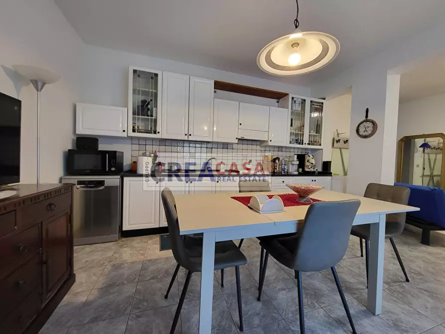 Immagine 15 di Appartamento in vendita  in Via Sebastiano Famulari a Santa Teresa Di Riva