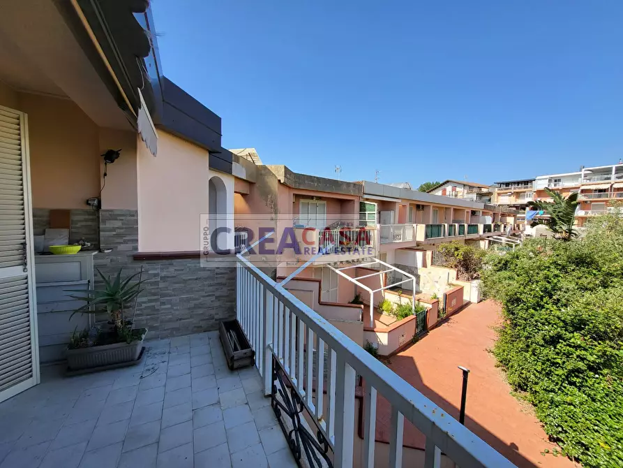 Immagine 37 di Appartamento in vendita  in Via Sebastiano Famulari a Santa Teresa Di Riva