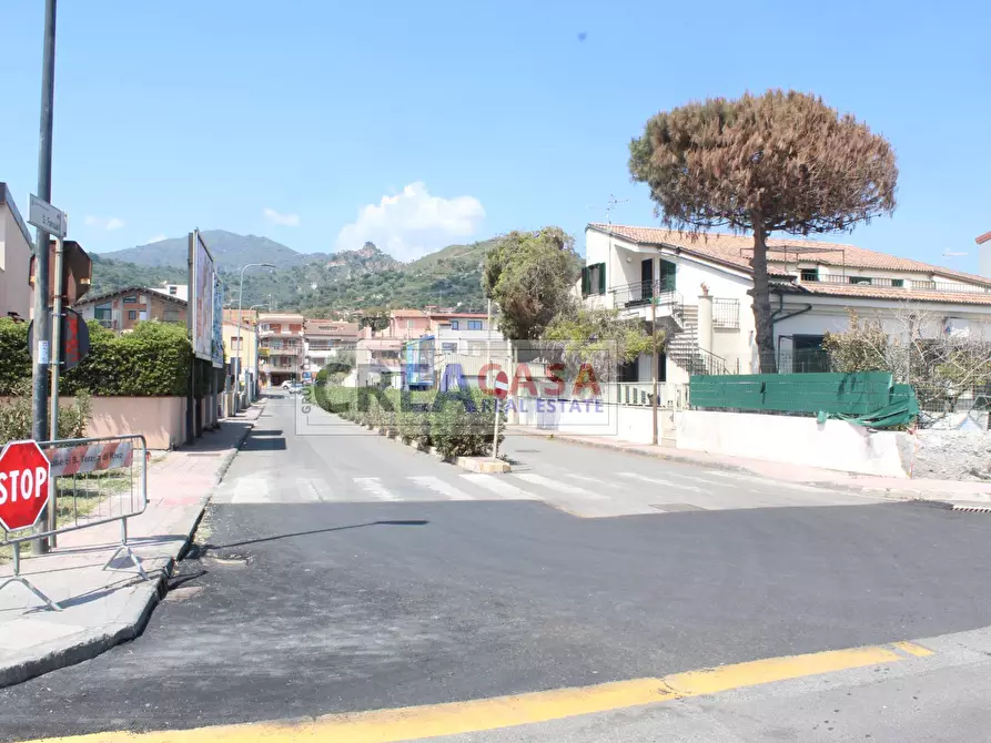 Immagine 41 di Appartamento in vendita  in Via Sebastiano Famulari a Santa Teresa Di Riva