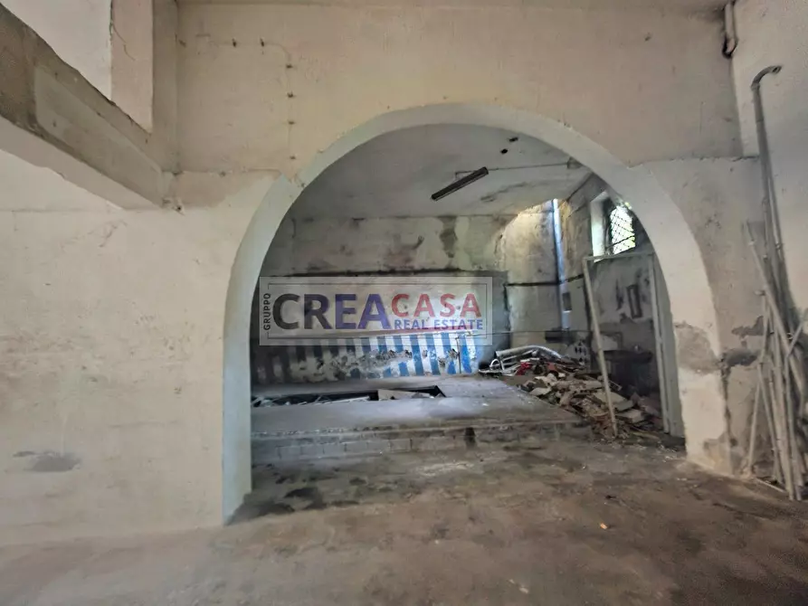 Immagine 6 di Palazzo in vendita  in via San Giuliano a Giarre