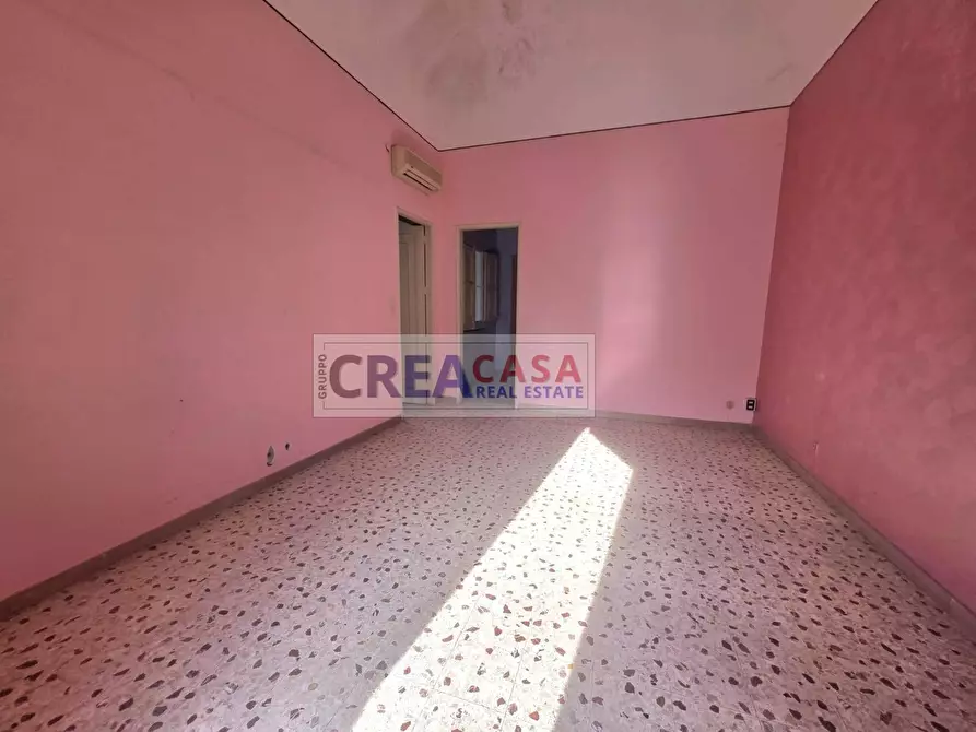 Immagine 16 di Palazzo in vendita  in via San Giuliano a Giarre