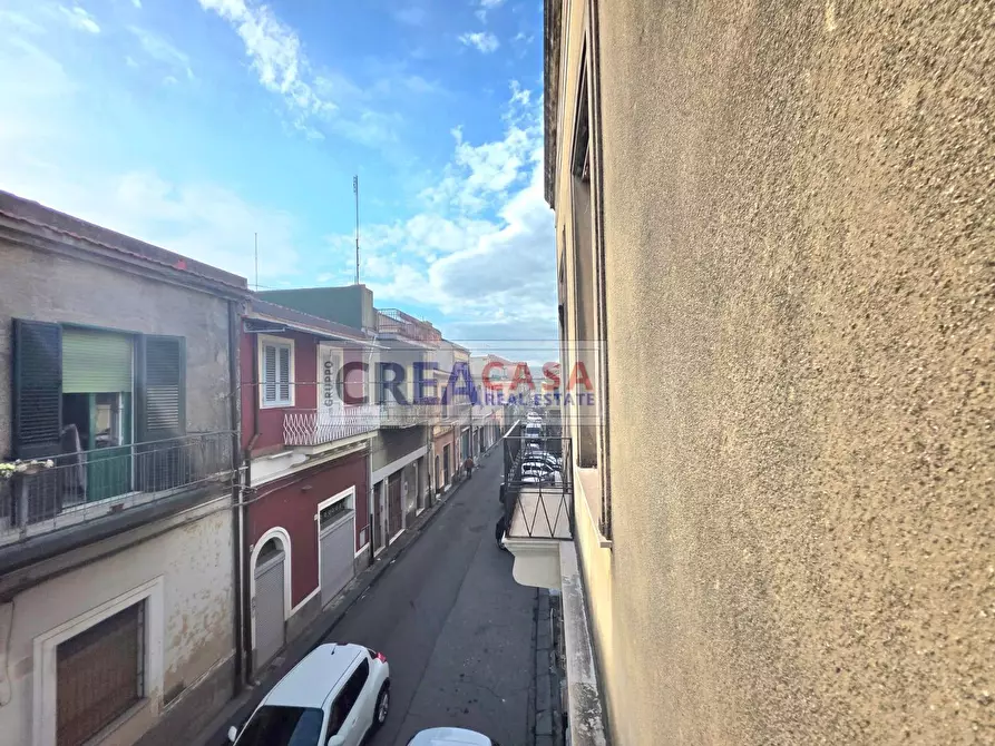 Immagine 22 di Palazzo in vendita  in via San Giuliano a Giarre