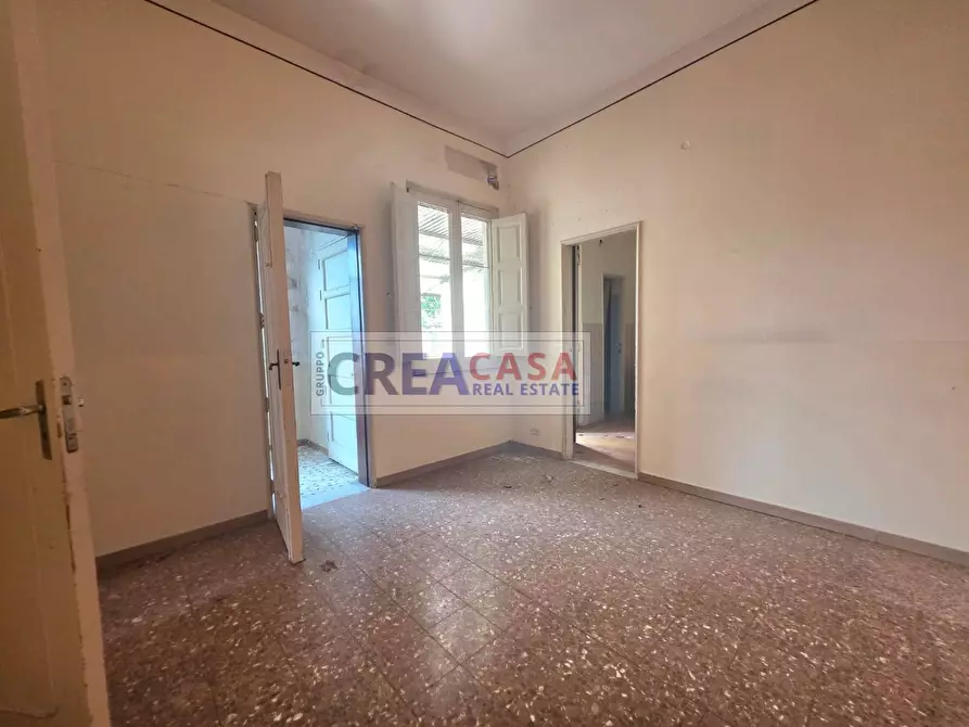 Immagine 32 di Palazzo in vendita  in via San Giuliano a Giarre