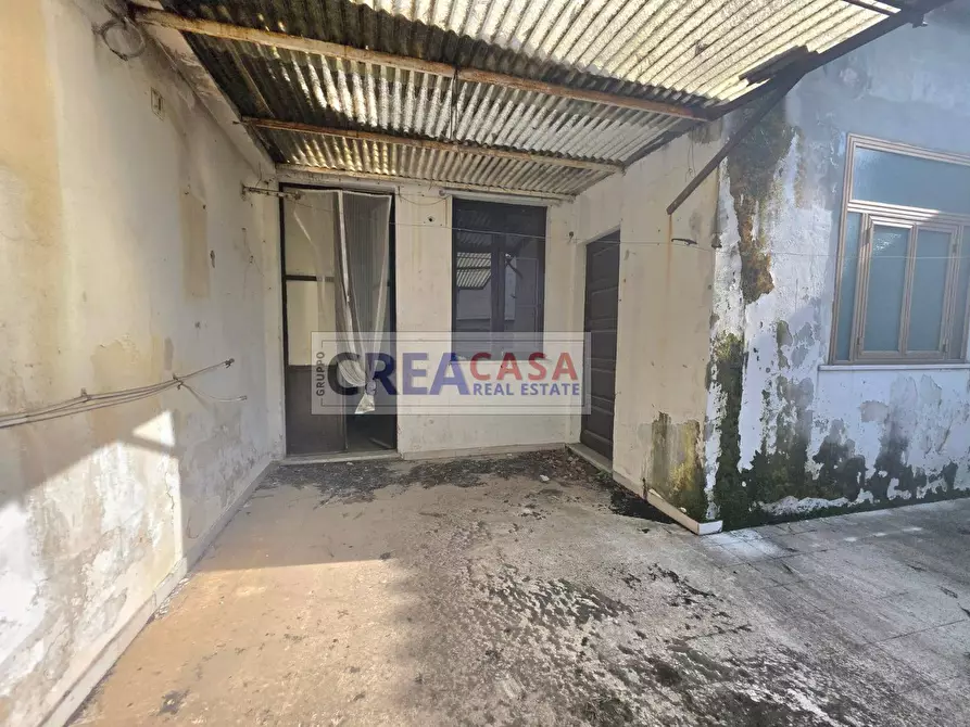Immagine 40 di Palazzo in vendita  in via San Giuliano a Giarre