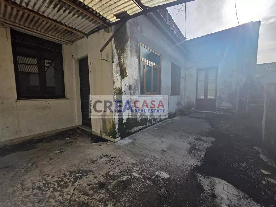 Immagine 42 di Palazzo in vendita  in via San Giuliano a Giarre