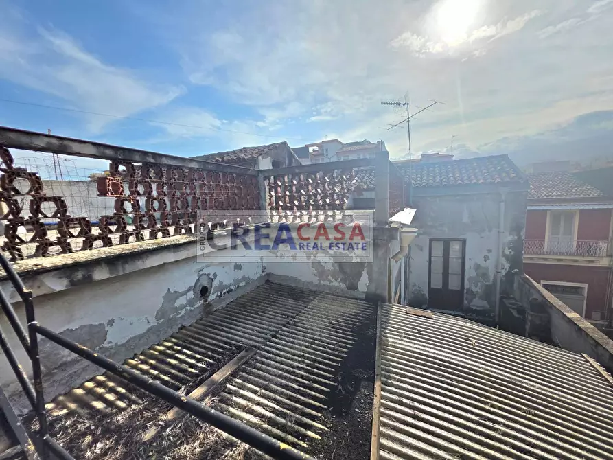 Immagine 45 di Palazzo in vendita  in via San Giuliano a Giarre
