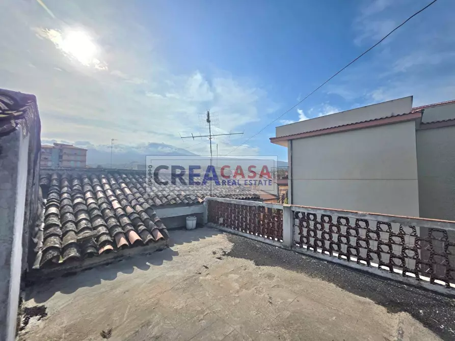 Immagine 54 di Palazzo in vendita  in via San Giuliano a Giarre