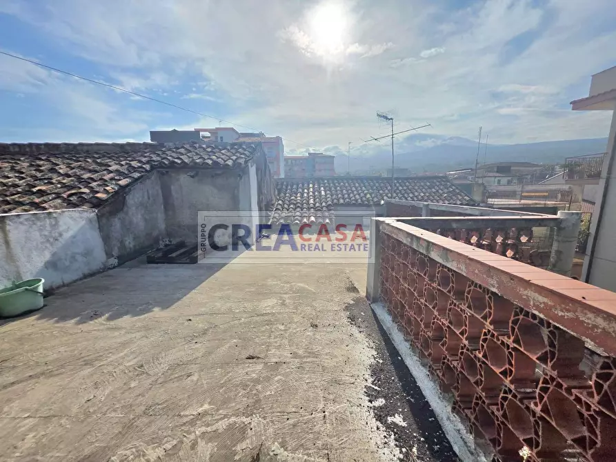 Immagine 55 di Palazzo in vendita  in via San Giuliano a Giarre