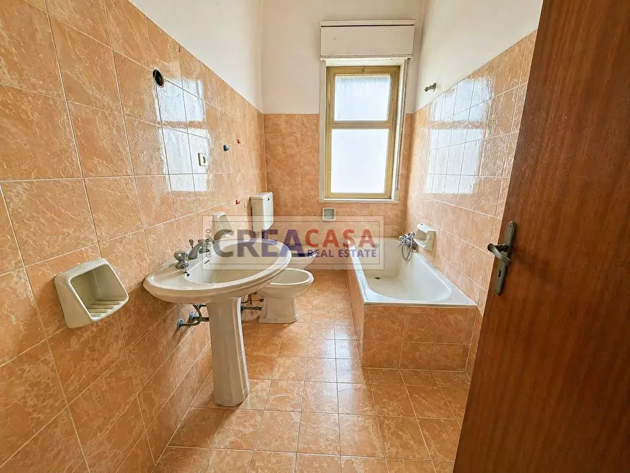 Immagine 4 di Appartamento in vendita  in Via Vittorio Veneto a Calatabiano