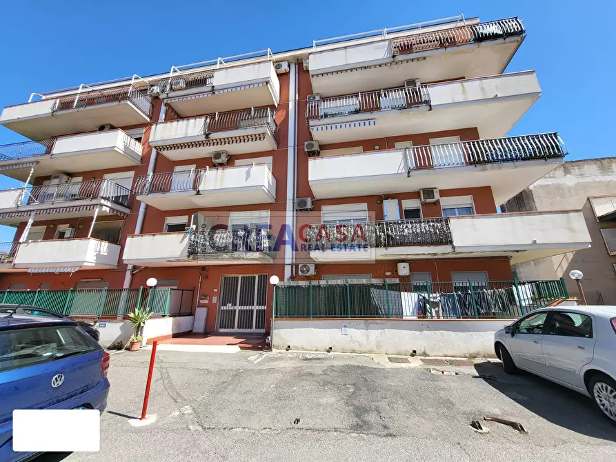 Immagine 4 di Appartamento in vendita  in Via Sparagonà a Santa Teresa Di Riva