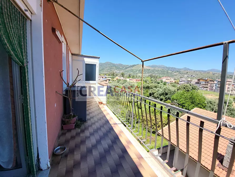 Immagine 30 di Appartamento in vendita  in Via Sparagonà a Santa Teresa Di Riva