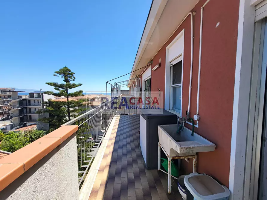 Immagine 31 di Appartamento in vendita  in Via Sparagonà a Santa Teresa Di Riva