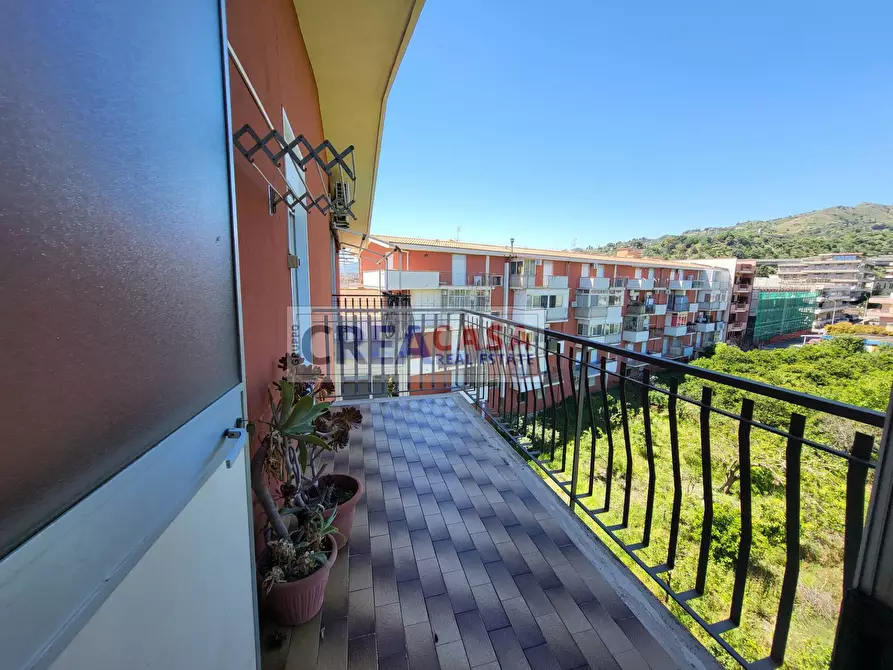 Immagine 38 di Appartamento in vendita  in Via Sparagonà a Santa Teresa Di Riva