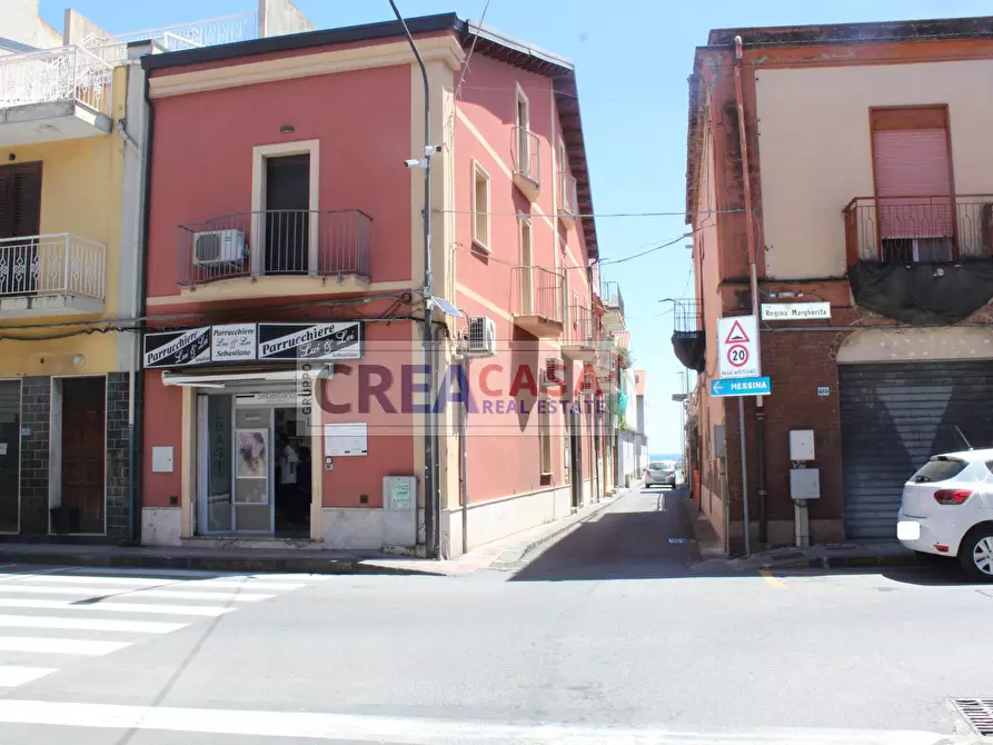 Immagine 52 di Appartamento in vendita  in Via Sparagonà a Santa Teresa Di Riva