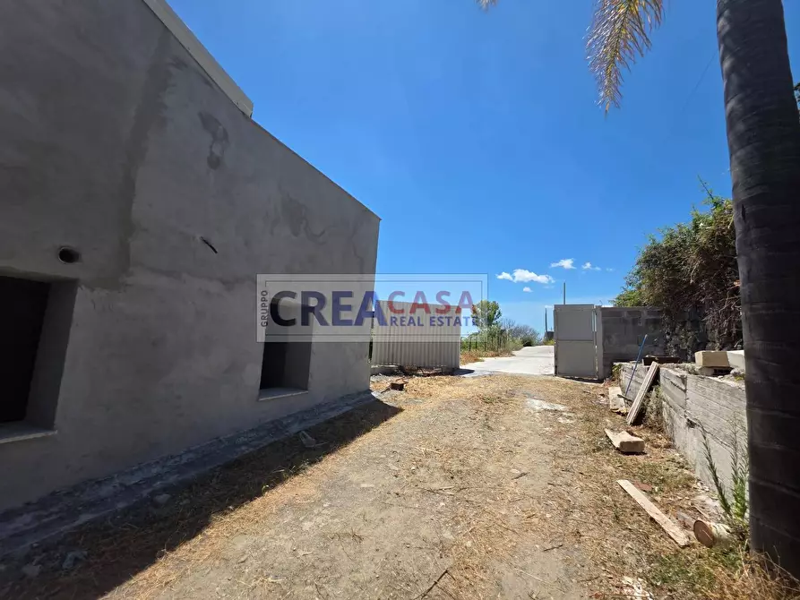 Immagine 12 di Villa in vendita  in via San Marco a Calatabiano