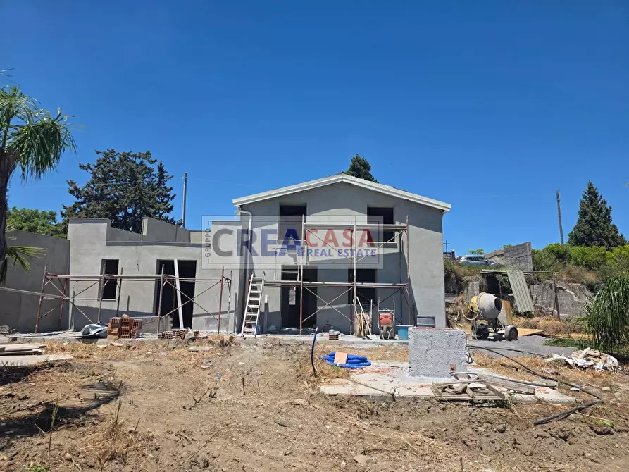 Immagine 4 di Villa in vendita  in via San Marco a Calatabiano