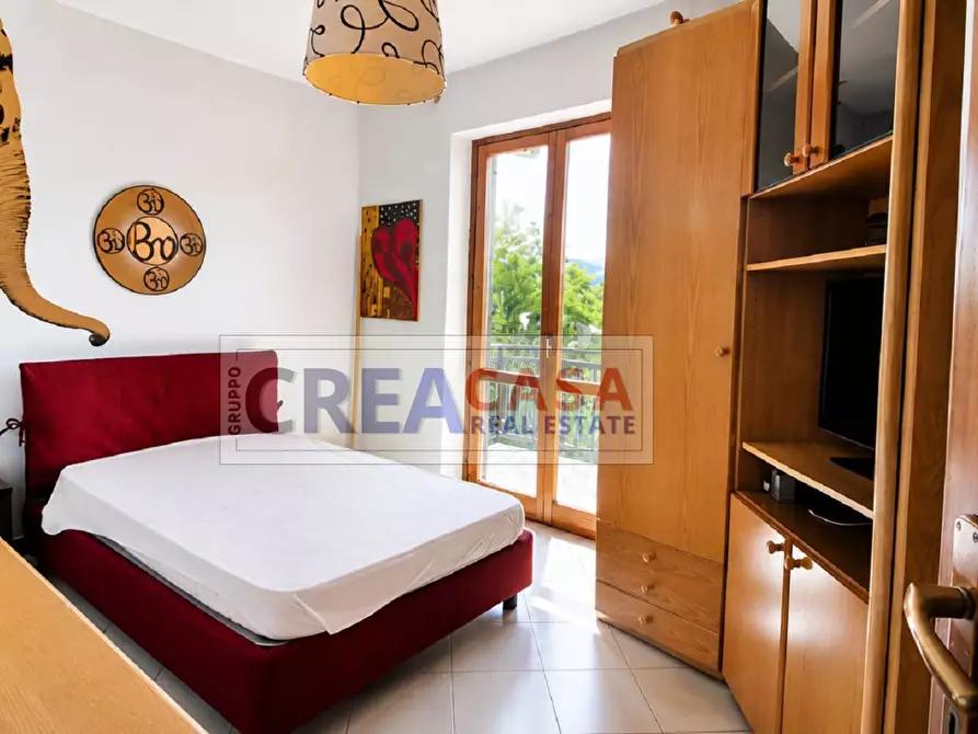 Immagine 18 di Villa in vendita  in VIA TROPEA a Aci Sant'antonio