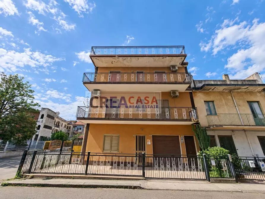 Immagine 1 di Appartamento in vendita  in Via Luigi Rizzo a Fiumefreddo Di Sicilia