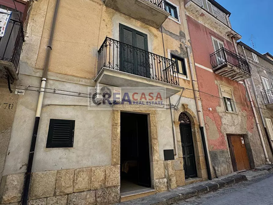 Immagine 2 di Casa indipendente in vendita  in Via Altovino a Riesi