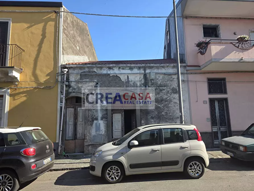 Immagine 3 di Casa indipendente in vendita  in via Roma a Fiumefreddo Di Sicilia