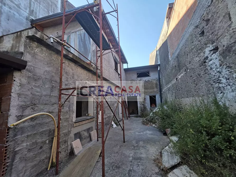 Immagine 13 di Casa indipendente in vendita  in via Roma a Fiumefreddo Di Sicilia