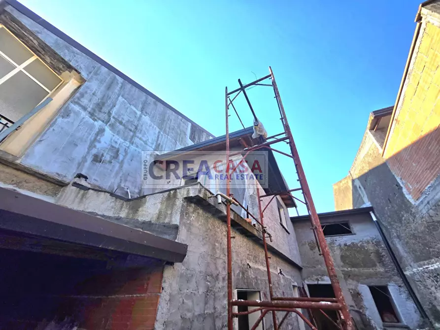 Immagine 15 di Casa indipendente in vendita  in via Roma a Fiumefreddo Di Sicilia