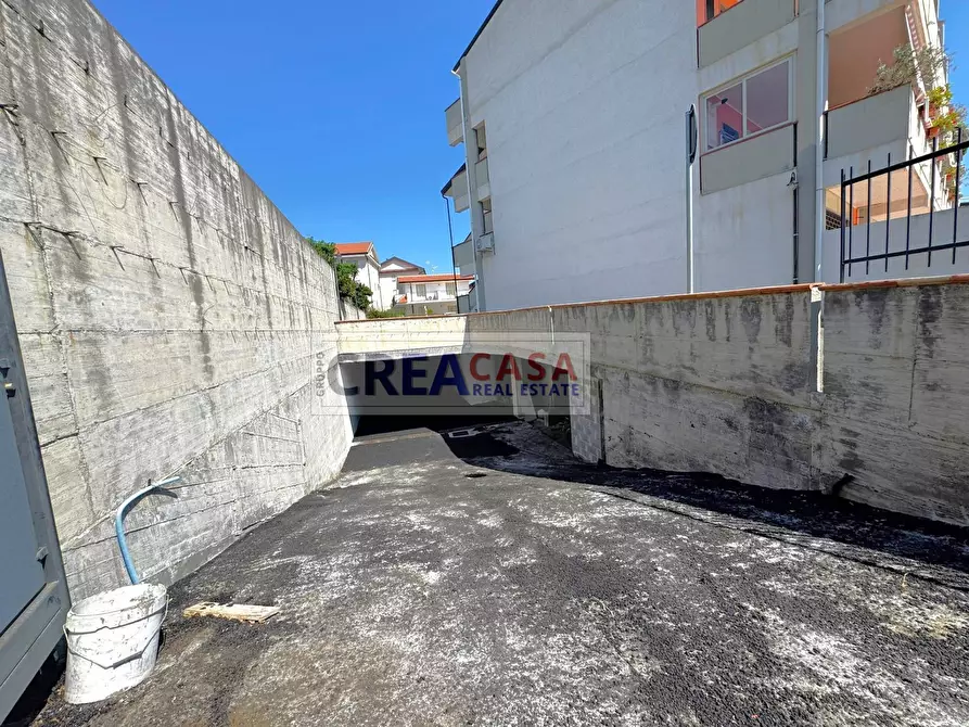 Immagine 5 di Box auto in vendita  in VIA DIONISIO a Giardini-Naxos
