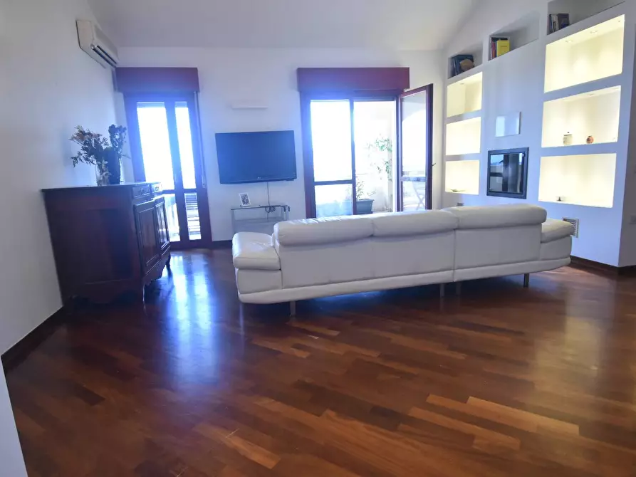 Immagine 5 di Appartamento in vendita  a Quartu Sant'elena