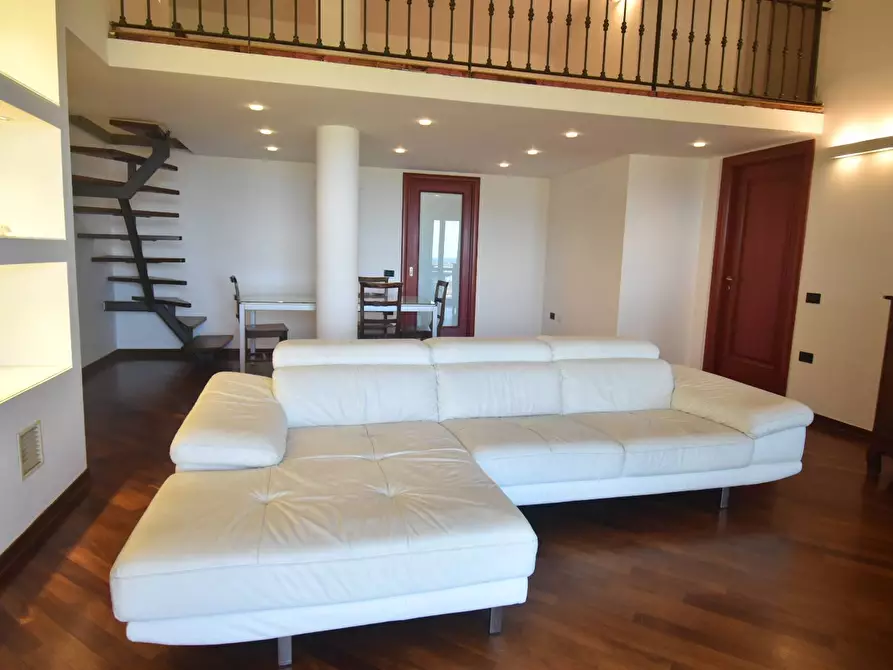 Immagine 10 di Appartamento in vendita  a Quartu Sant'elena