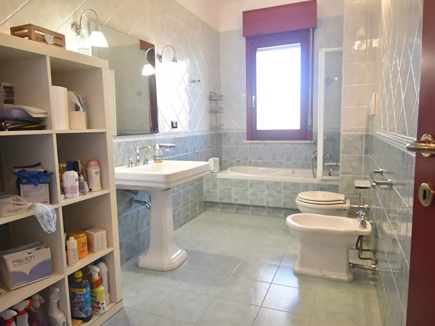 Immagine 38 di Appartamento in vendita  a Quartu Sant'elena