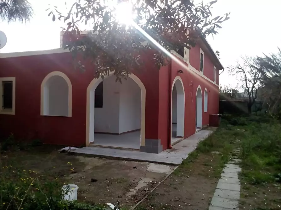 Immagine 2 di Villa in vendita  a Quartu Sant'elena