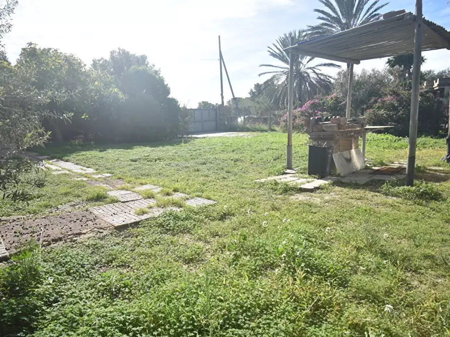 Immagine 10 di Terreno residenziale in vendita  a Quartu Sant'elena