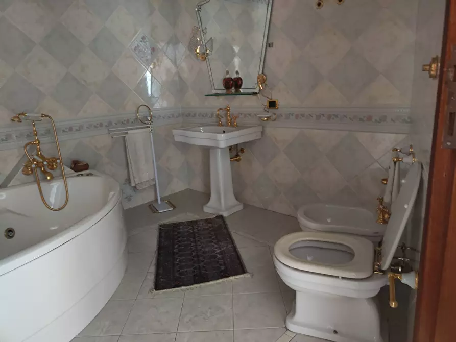 Immagine 65 di Casa indipendente in vendita  a Quartu Sant'elena