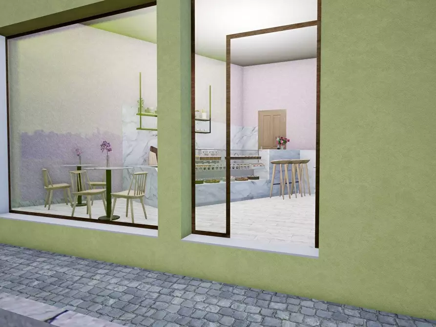 Immagine 3 di Locale commerciale in vendita  a Quartu Sant'elena