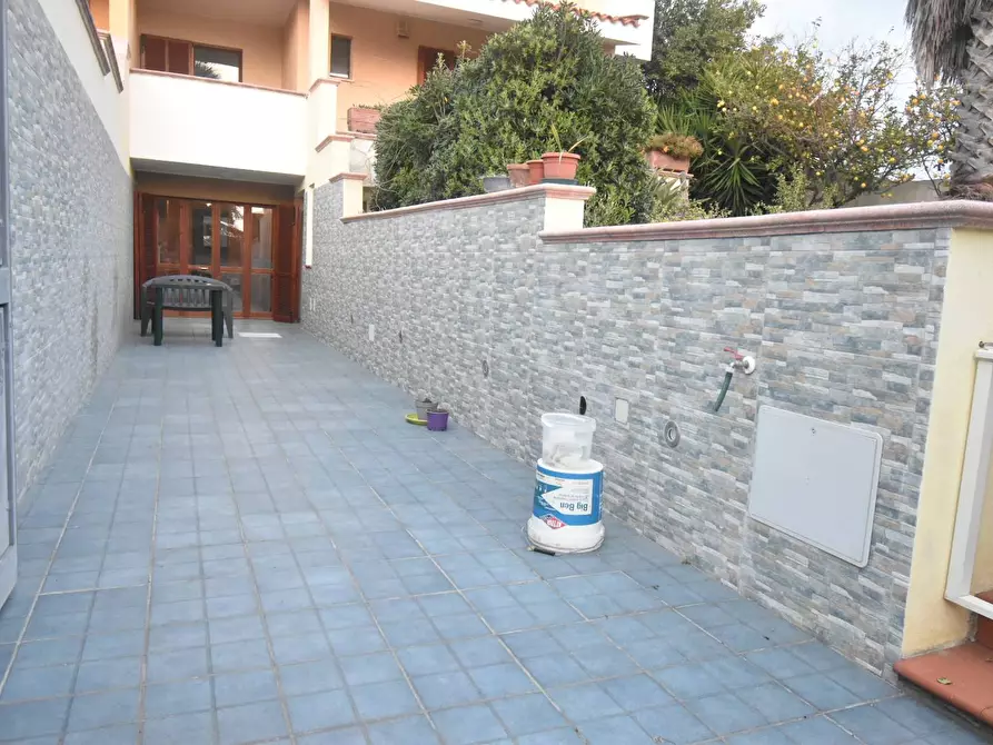 Immagine 2 di Villa in vendita  a Quartu Sant'elena