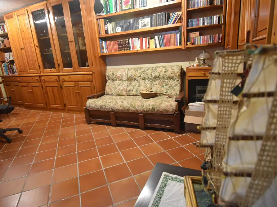 Immagine 25 di Villa in vendita  a Quartu Sant'elena