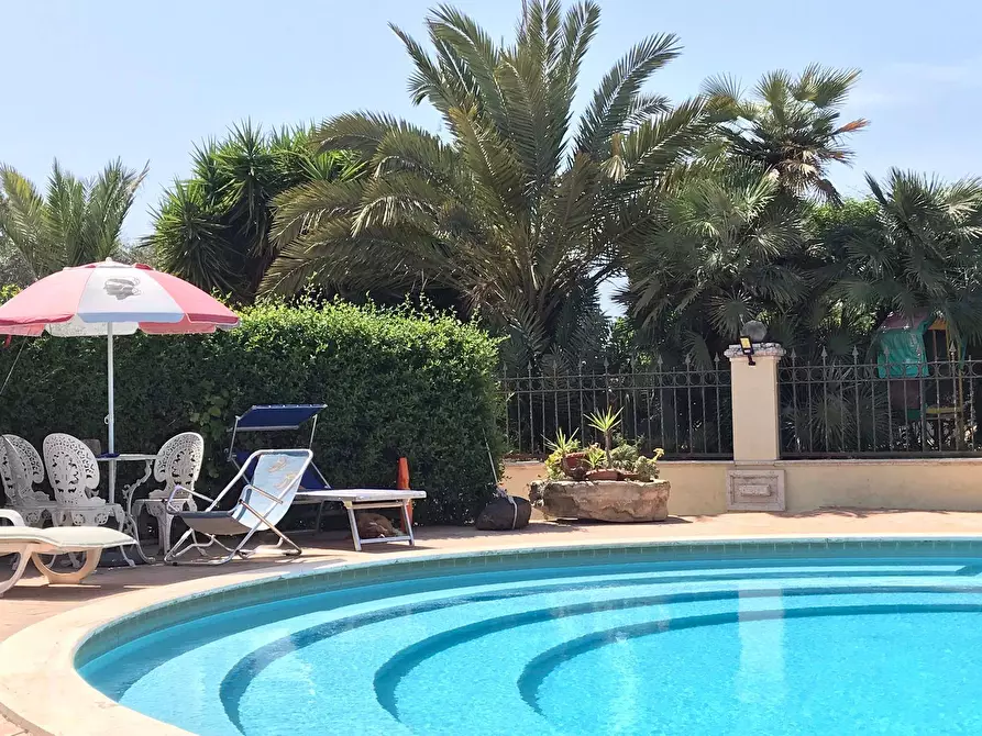 Immagine 8 di Villa in vendita  a Quartu Sant'elena