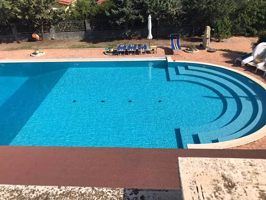 Immagine 9 di Villa in vendita  a Quartu Sant'elena