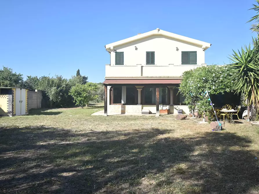 Immagine 20 di Villa in vendita  a Quartu Sant'elena