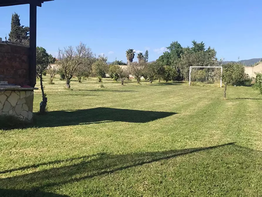 Immagine 21 di Villa in vendita  a Quartu Sant'elena