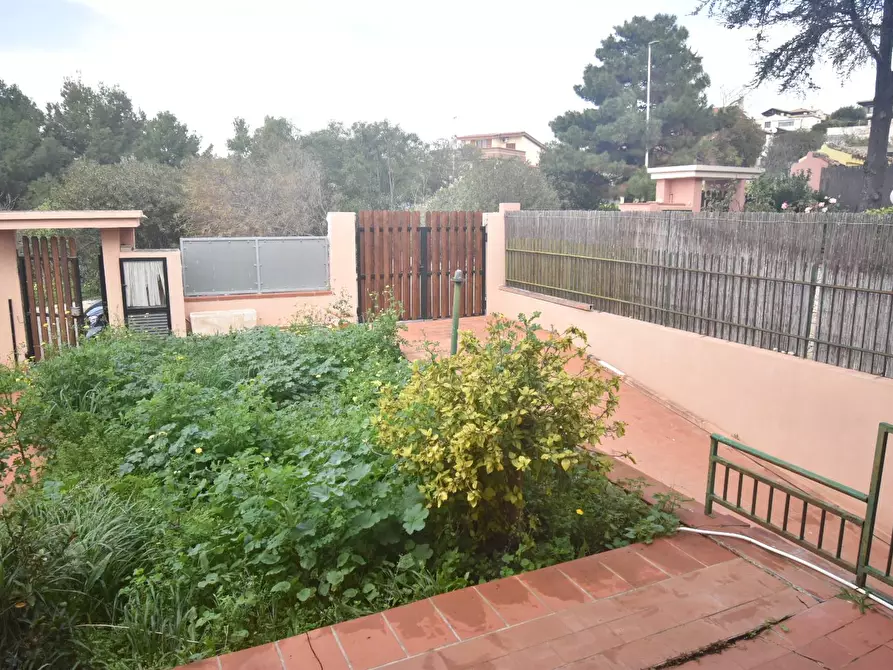 Immagine 2 di Villetta a schiera in vendita  a Quartu Sant'elena