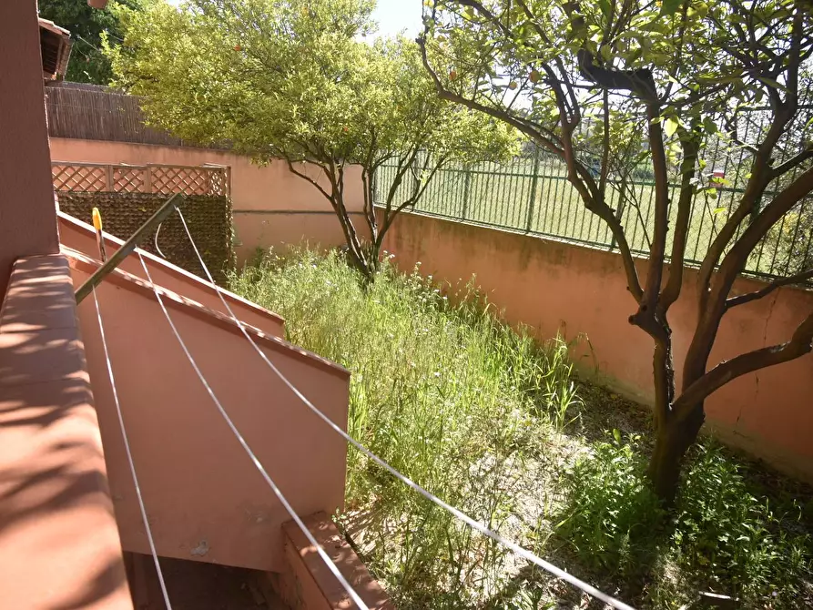 Immagine 18 di Villetta a schiera in vendita  a Quartu Sant'elena