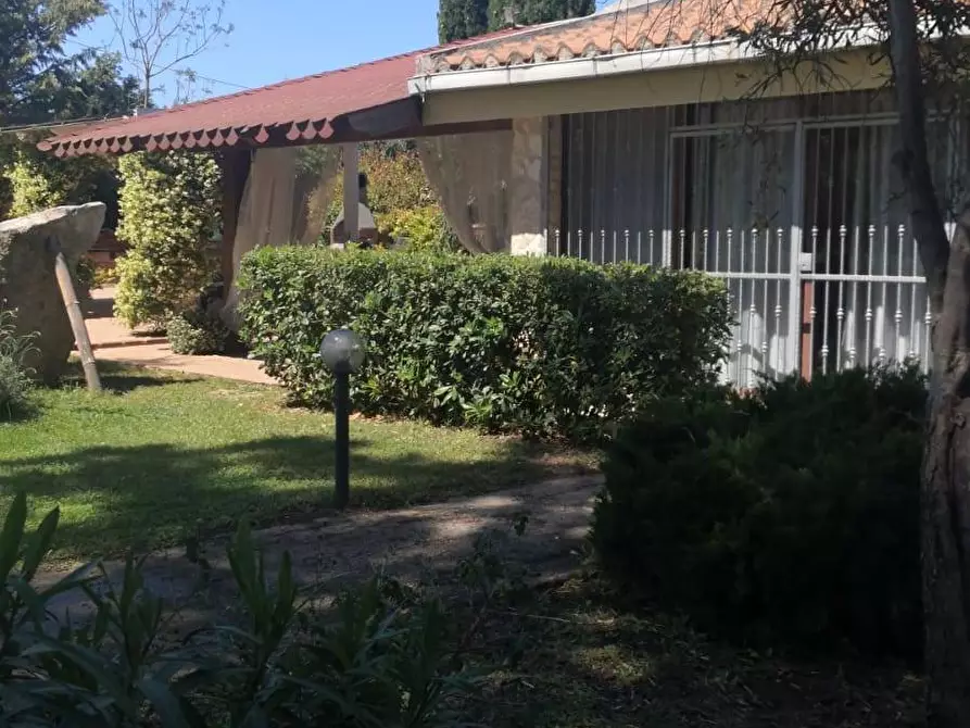 Immagine 10 di Villa in vendita  a Quartu Sant'elena