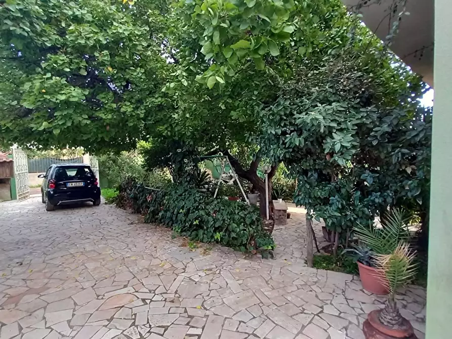 Immagine 5 di Villa in vendita  a Quartu Sant'elena