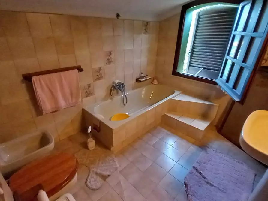 Immagine 14 di Villa in vendita  a Quartu Sant'elena