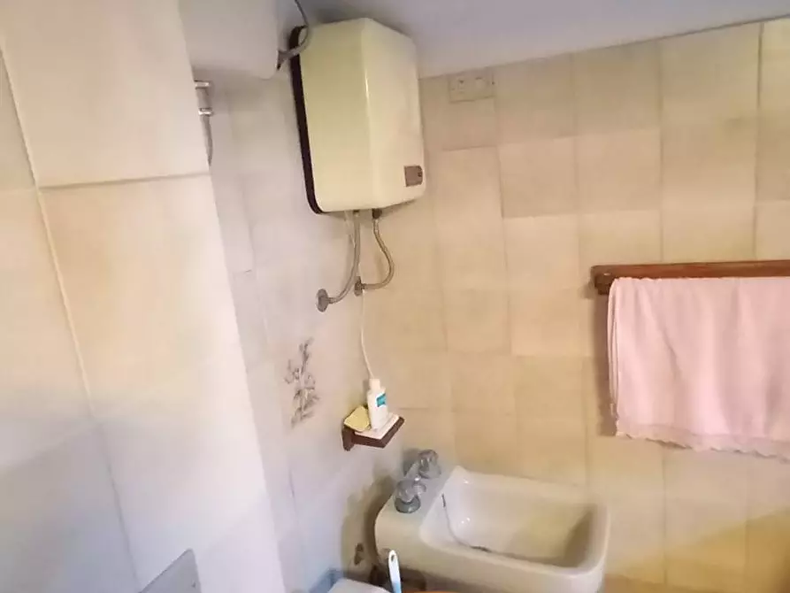 Immagine 15 di Villa in vendita  a Quartu Sant'elena